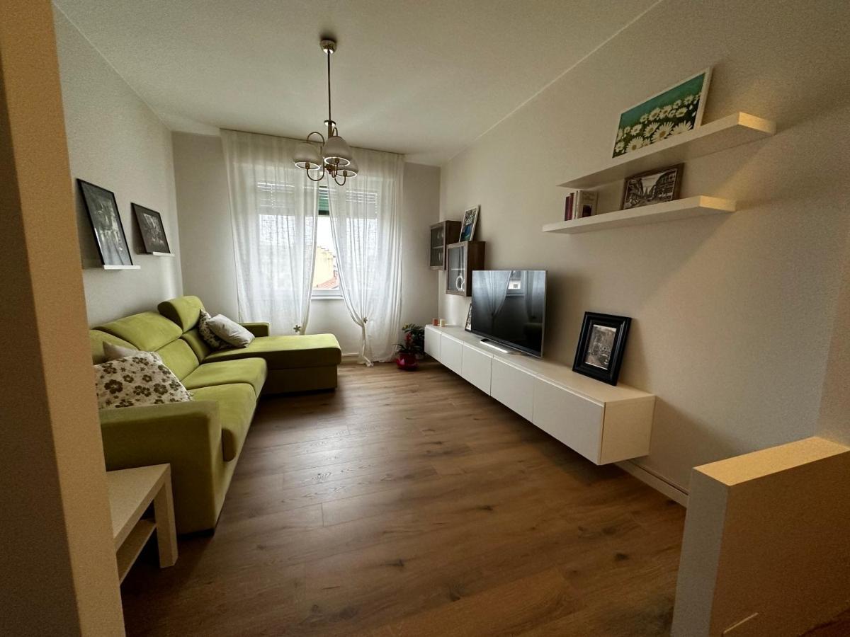 Casa Nela Apartment Милано Екстериор снимка