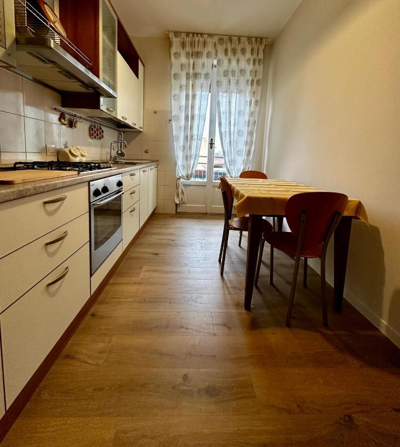Casa Nela Apartment Милано Екстериор снимка