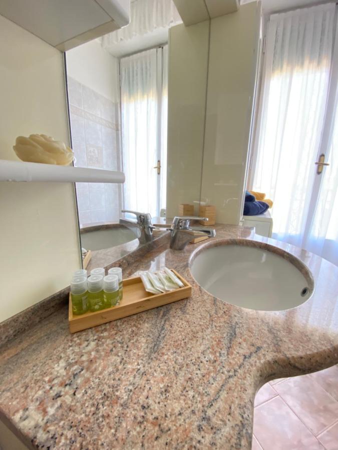 Casa Nela Apartment Милано Екстериор снимка