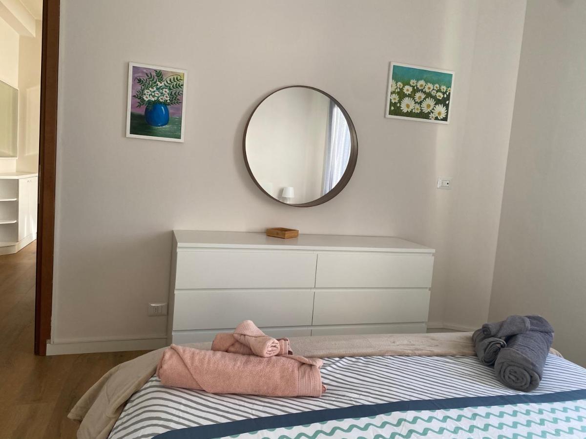 Casa Nela Apartment Милано Екстериор снимка